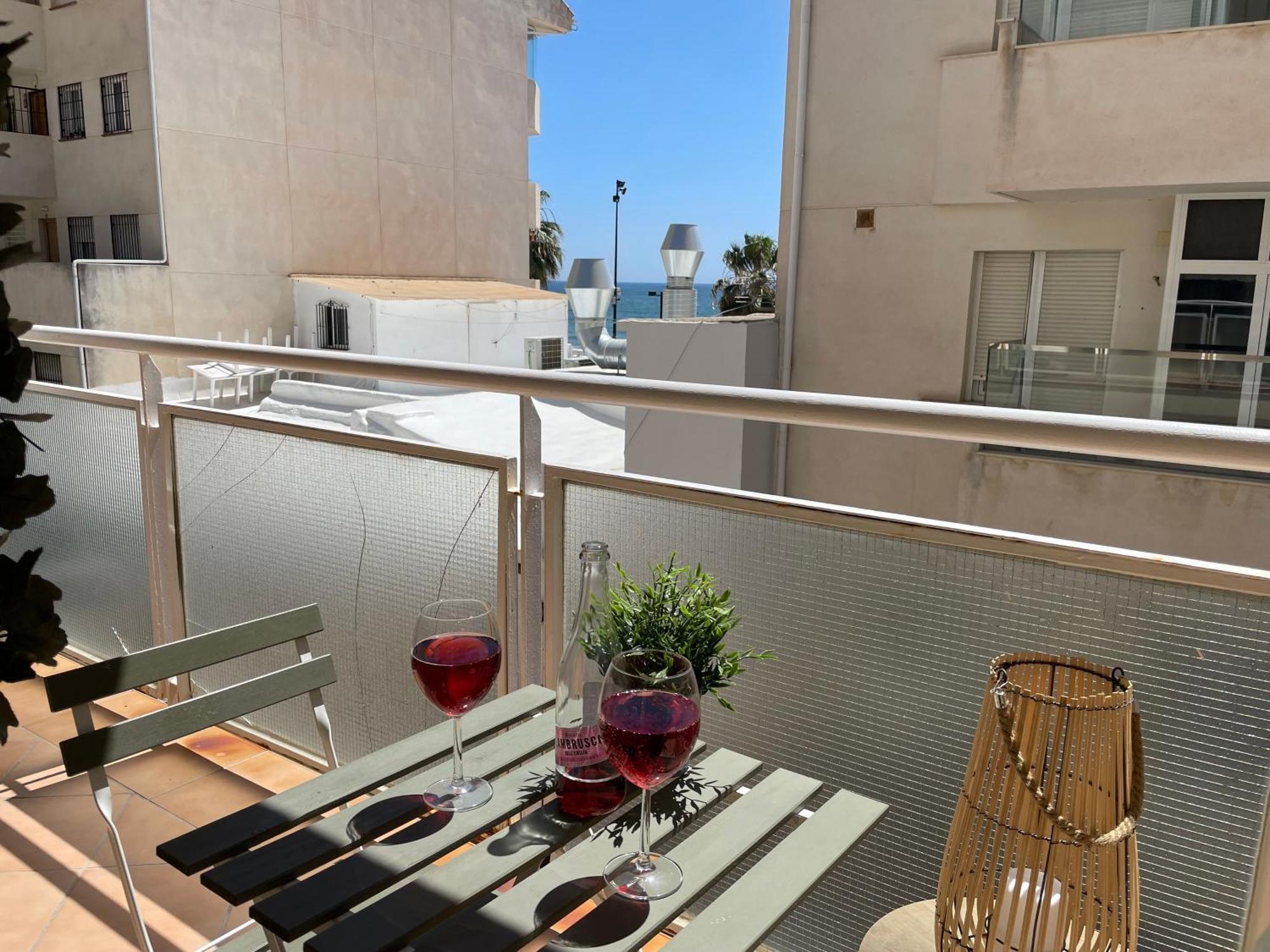 Fuengirola Beach Apartment By Stay Belonio Eksteriør billede
